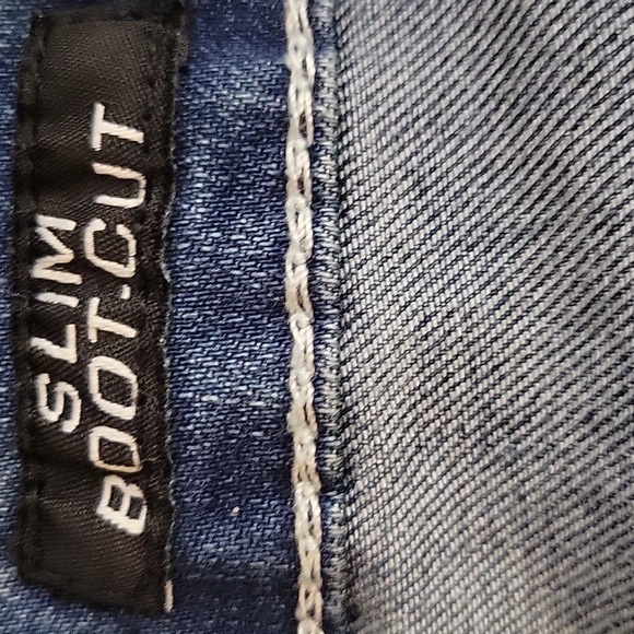 Earl Jeans Blue Boot Cut Jeans with Faded Wash and Classic Design - Picture 4 of 5